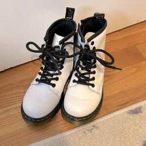 Kids Doc Martens - 11